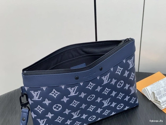 VUITTON POCHETTE TO-GO-30*21.5*2cm LOUIS 0519